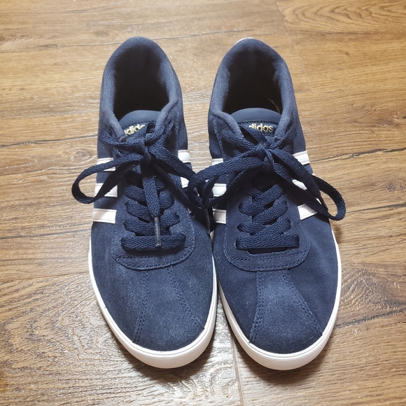 adidas Shoes - Like New Adidas Sneakers